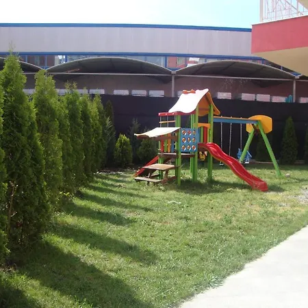 Rose Garden Хотел 4*