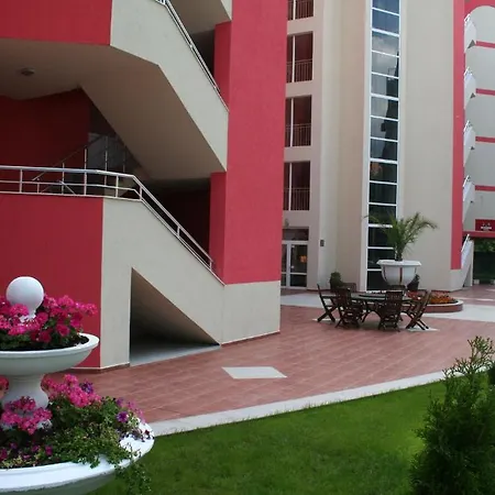 Хотел Rose Garden Слънчев бряг