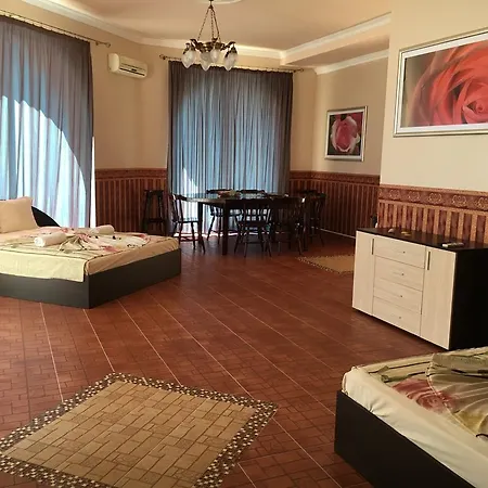 Rose Garden Хотел 4*